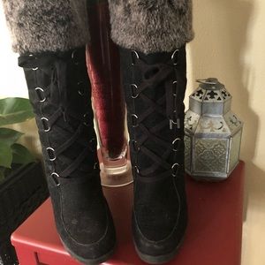 Black suede lace boots with fur top